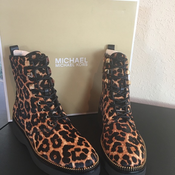Michael Kors Combat Boot Leopard Print Calf Hair - Picture 3 of 8